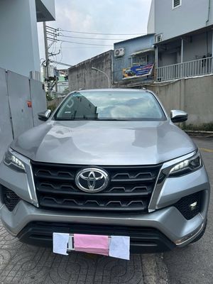 Toyota Fortuner Dầu Tự Động