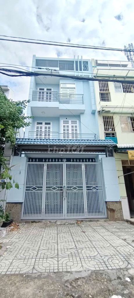 Аренда · 4 комн. · 100 м² · Quận Bình Tân