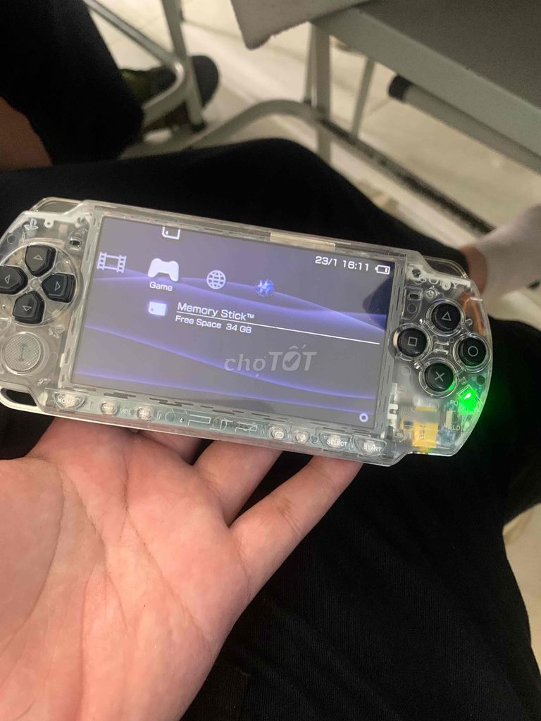 bán máy psp2000 thẻ 128gb