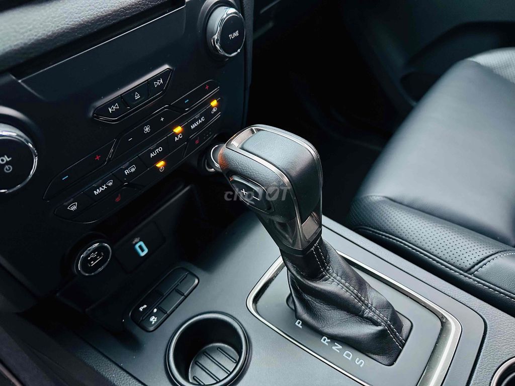 Ford Everest 2020 Titanium 2.0L AT 4x2. Mua bán Ô tô tại Quận Nam Từ Liêm Hà Nội được đăng bởi A Phương hình 10