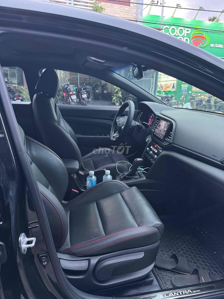 Cần bán Hyundai Elantra 2019 - sport 1.6 turbo. Mua bán Ô tô tại Thị xã Đông Hòa Phú Yên được đăng bởi Kỳ Duyên hình 4