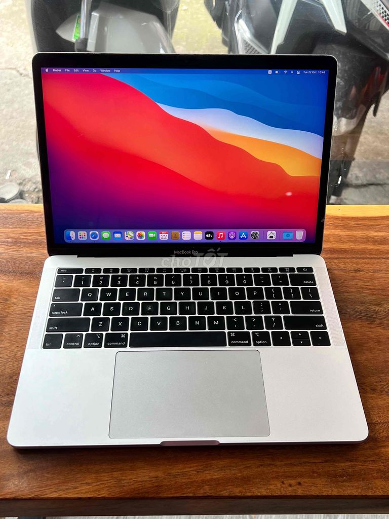 Macbook 2017 13" i5/8/128 Grey 98%