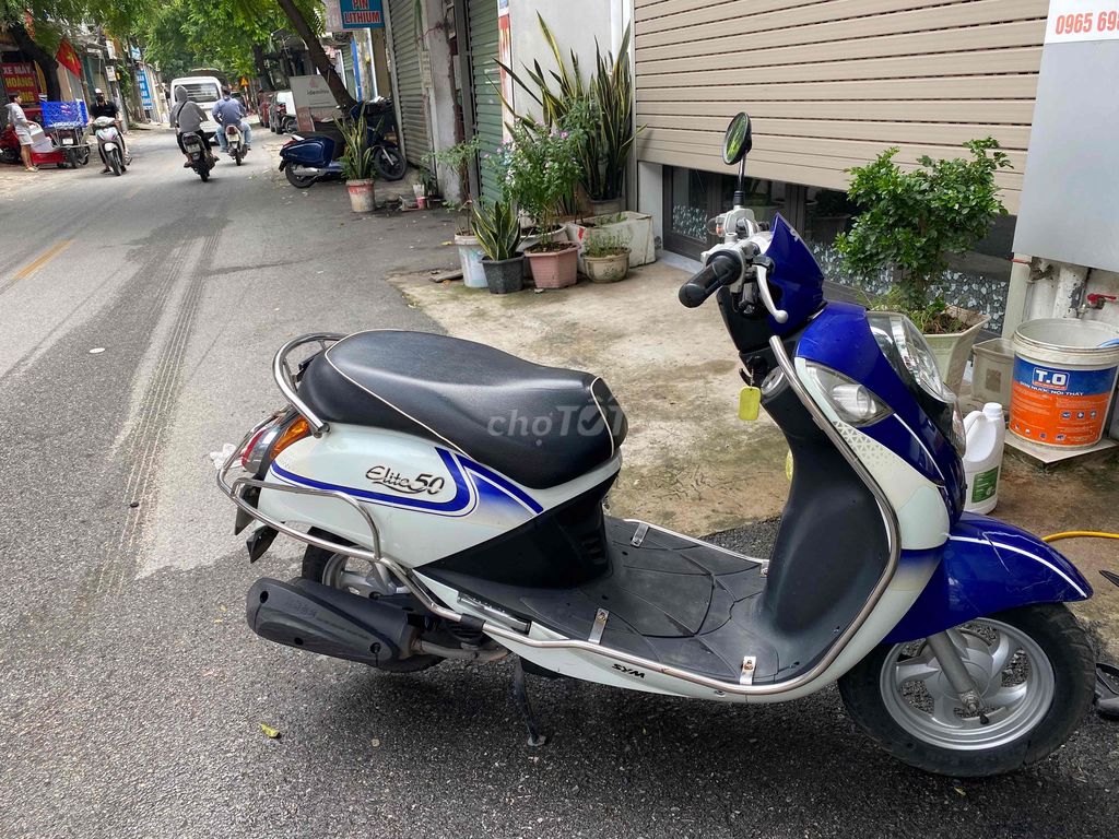 Скутер SYM Elite 50cc с полным комплектом документов