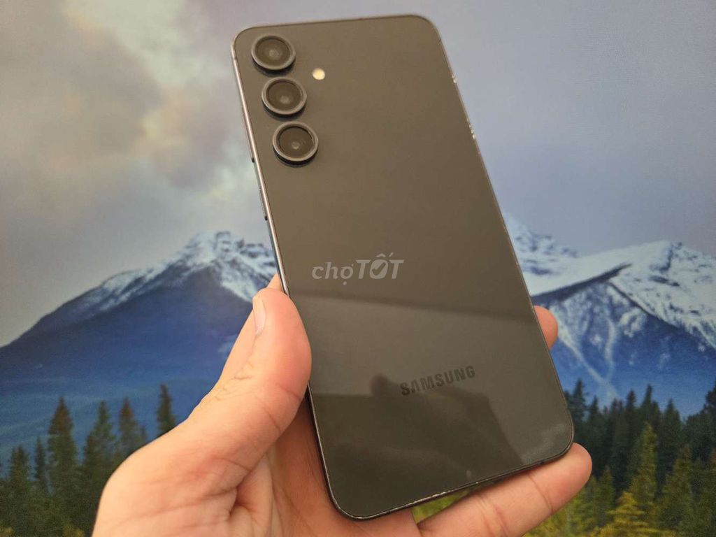 Samsung S24 FE 5G Đen Nguyên Zin 2 Simm. Mua bán Điện thoại tại Quận 5 Tp Hồ Chí Minh được đăng bởi Androidgiare hình 1