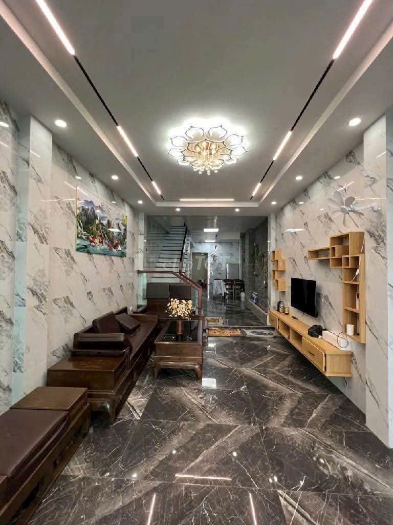 Дом в Кыу Куан 2, Хоайдык, 92м², 7 комнат, с мебелью