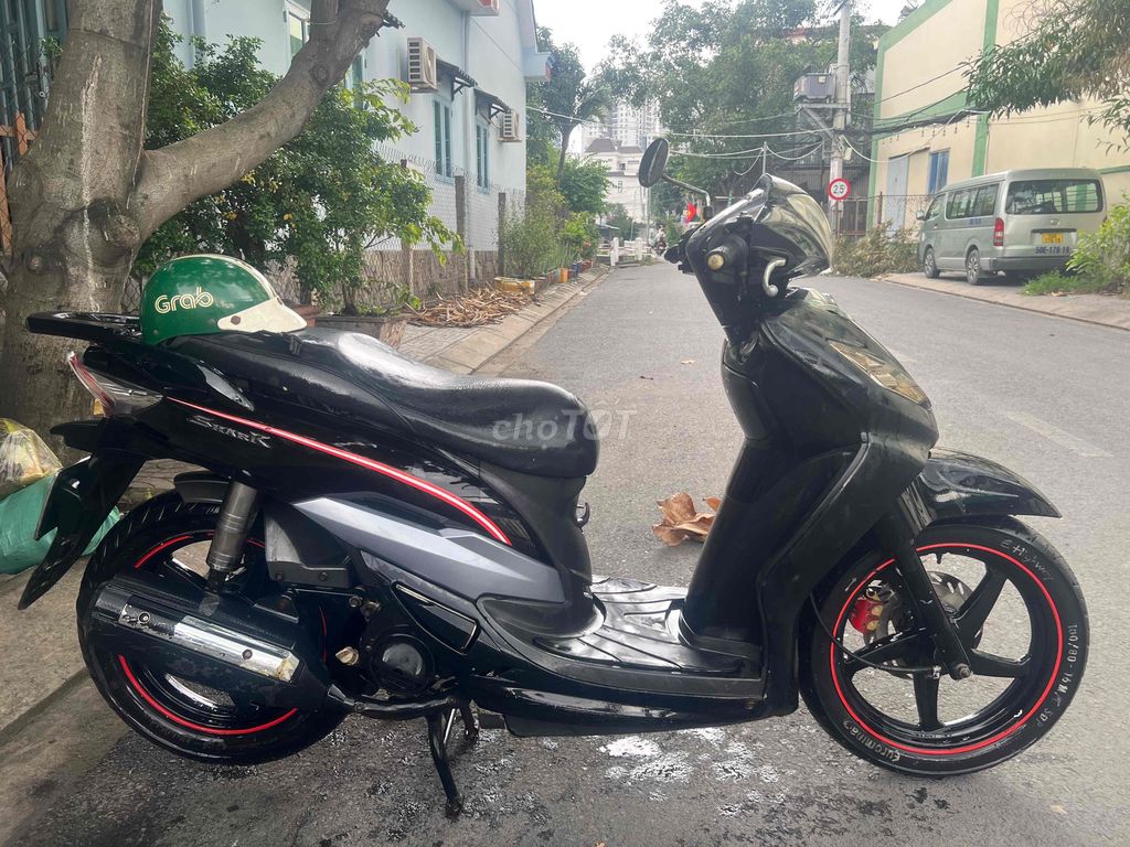 SYM Shark 125cc Черный Вьетнам