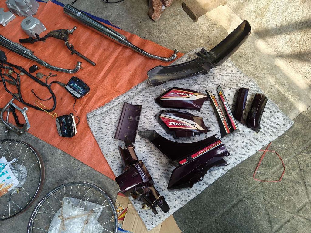 Phụ Tùng Honda Dream Thái Zin Các Loại. Mua bán Phụ tùng xe tại Thành phố Biên Hòa Đồng Nai được đăng bởi Nguyễn Đăng hình 11