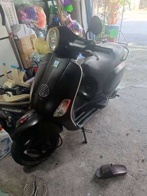 Vespa 2010 xe đẹp máy êm giấy tờ đầy đủ. Mua bán Xe máy tại Quận 12 Tp Hồ Chí Minh được đăng bởi Trái táo xanh