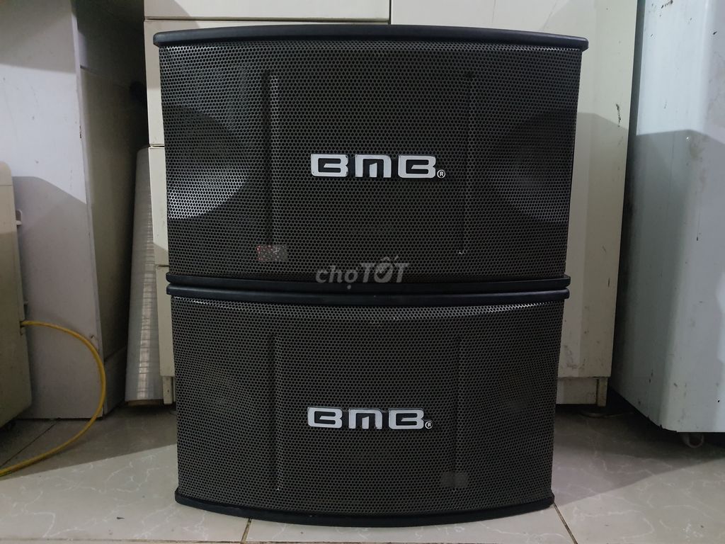 Thanh lý đôi loa BMB bass 25, nghe rất hay