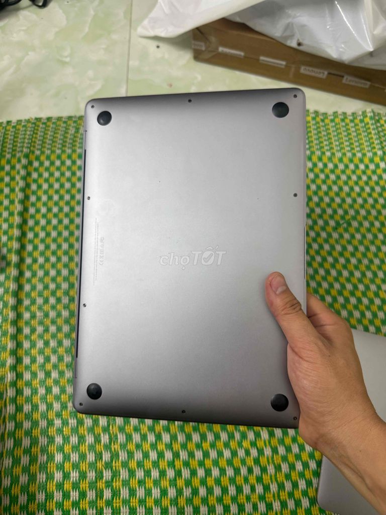 Apple MacBook Air 2018 i5 13 inch 8GB/128GB Xám. Mua bán Laptop tại Quận Thanh Xuân Hà Nội được đăng bởi Nguyễn Duy Hùng hình 1