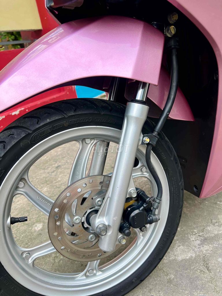 VISION HỒNG BSTP CHÍNH CHỦ CÔNG CHỨNG SANG TÊN. Mua bán Xe máy tại Quận Gò Vấp Tp Hồ Chí Minh được đăng bởi Nguyễn Cường hình 4