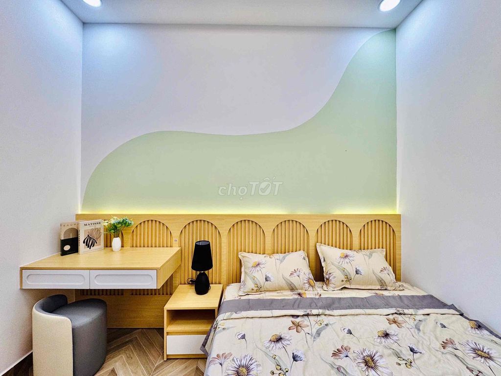 Giảm giá 400tr - Dt 9m X 5,2m  gồm 3 phòng ngủ. Siêu phẩm đẹp