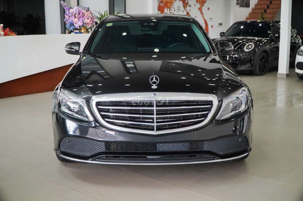 Mercedes C200 Exclusive 2021 Black Edition cực đẹp