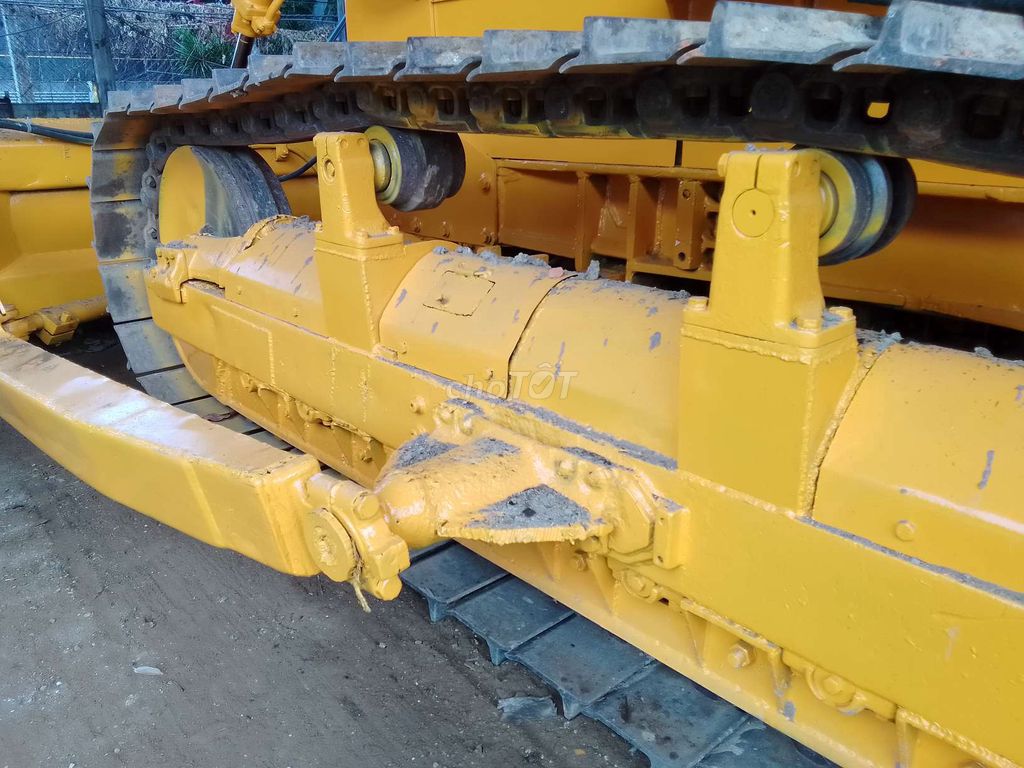 Máy ủi Komatsu D50 16 , hitachi 200. Mua bán Phương tiện khác tại Huyện Hòa Vang Đà Nẵng được đăng bởi Trần Anh hình 4