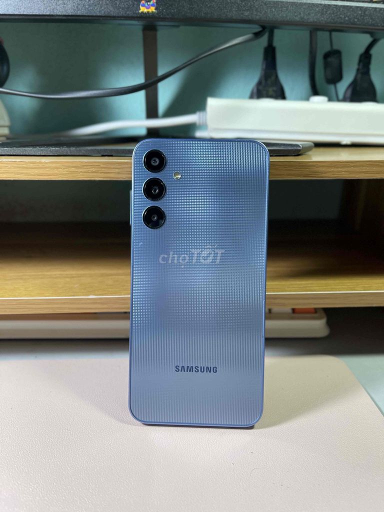 Samsung A25 5G | 99% | Ram 8GB-128GB. Mua bán Điện thoại tại Quận 4 Tp Hồ Chí Minh được đăng bởi Quốc Đạt 888 hình 1