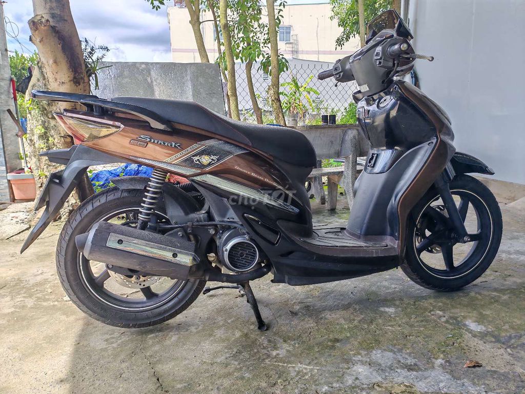 Shark Fi 2014 bản kỷ niệm 2 phanh đĩa.. Mua bán Xe máy tại Huyện Bàu Bàng Bình Dương được đăng bởi Ba Bún hình 2