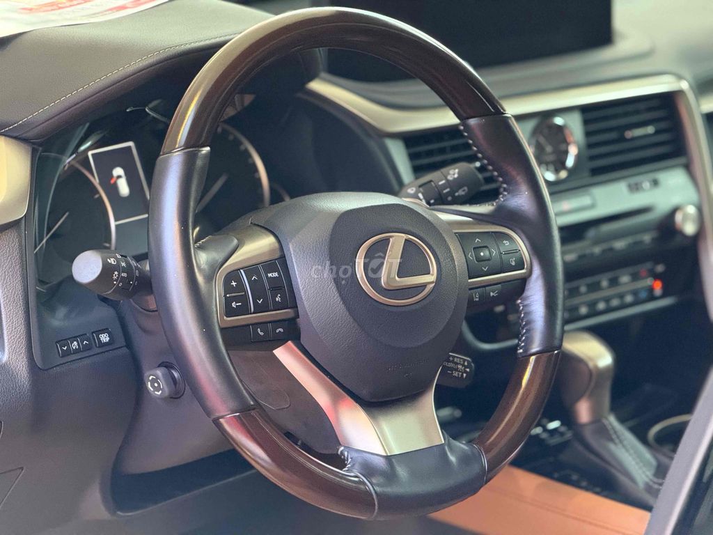 Lexus RX 2021 350 - 11000 km. Mua bán Ô tô tại Thành phố Thủ Đức Tp Hồ Chí Minh được đăng bởi Ý Auto Toàn Trung hình 7