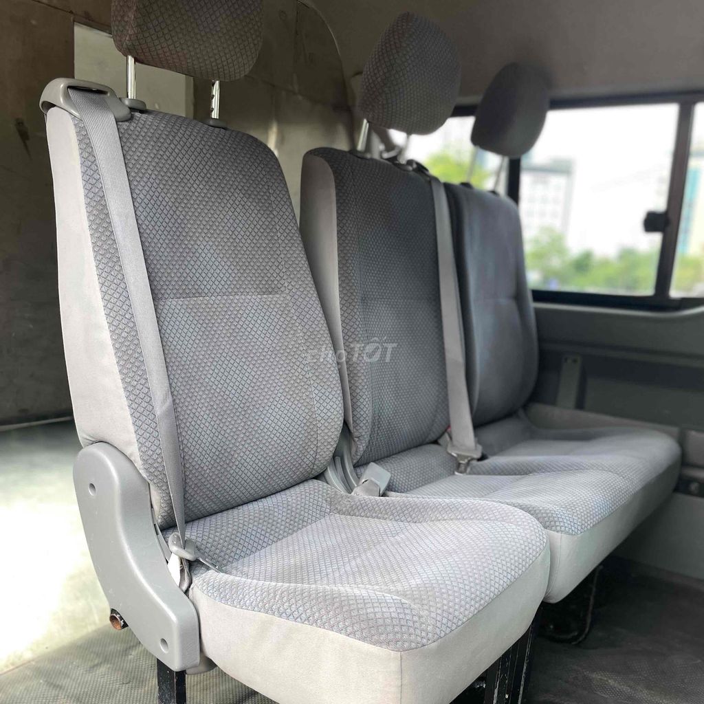 Toyota Hiace 2008 tải van 5 chỗ Super Wagon 2.7. Mua bán Ô tô tại Quận Cầu Giấy Hà Nội được đăng bởi Tô Văn Tiến hình 7
