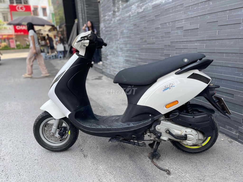 xe Zip 100 dki2017  Hà nội. Mua bán Xe máy tại Quận Ba Đình Hà Nội được đăng bởi Nguyen Huy hình 3