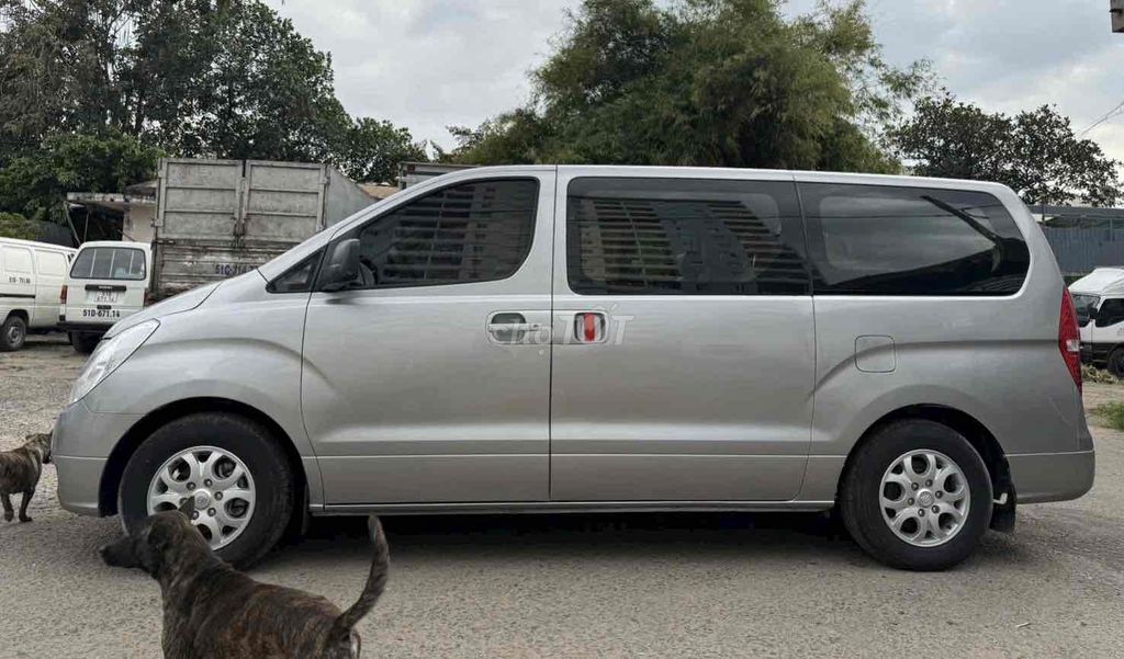 Hyundai Starex 9 chỗ- xe đẹp zin nội thất như mới. Mua bán Ô tô tại Quận Bình Tân Tp Hồ Chí Minh được đăng bởi Đỗ Đình Tuyên hình 4