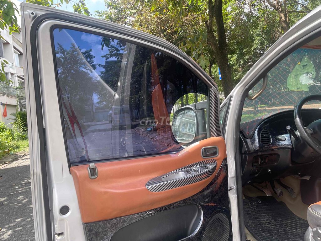 huynh dai  grand Starex 9 chỗ đời 2006 máy  dầu. Mua bán Ô tô tại Quận Bình Tân Tp Hồ Chí Minh được đăng bởi Hậu hình 9