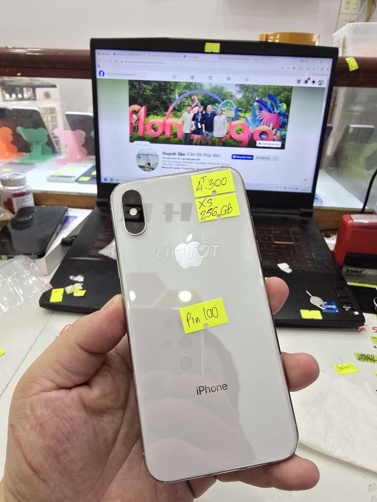 Iphone XS 256GB - Q.Tế. Mua bán Điện thoại tại Thành phố Long Xuyên An Giang được đăng bởi Facebook Cầm Đồ Thúy Vân hình 1