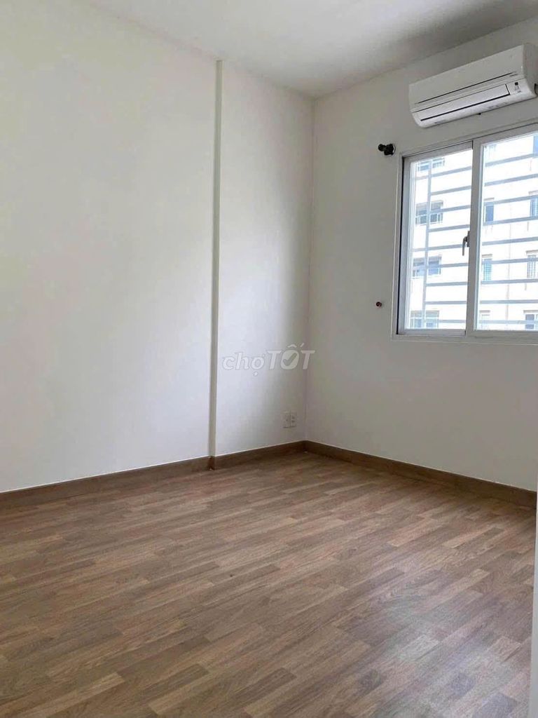 Аренда · 3 комн. · 116 м² · Quận Tân Phú, ул. Âu Cơ