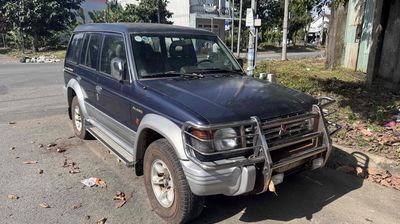Mitsubishi Pajero 1998 V43 Xanh đậm
