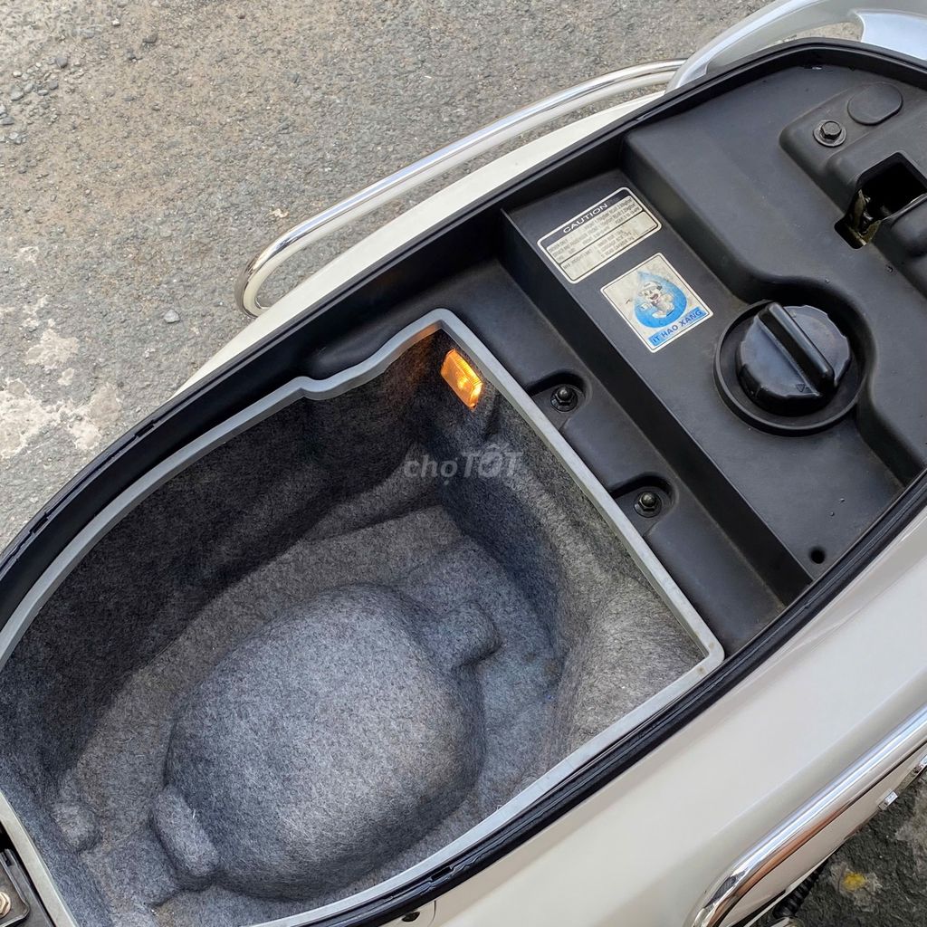 Xe tay ga Attila Elizabeth trắng - xe nữ chạy. Mua bán Xe máy tại Quận Bình Thạnh Tp Hồ Chí Minh được đăng bởi Giao hình 9