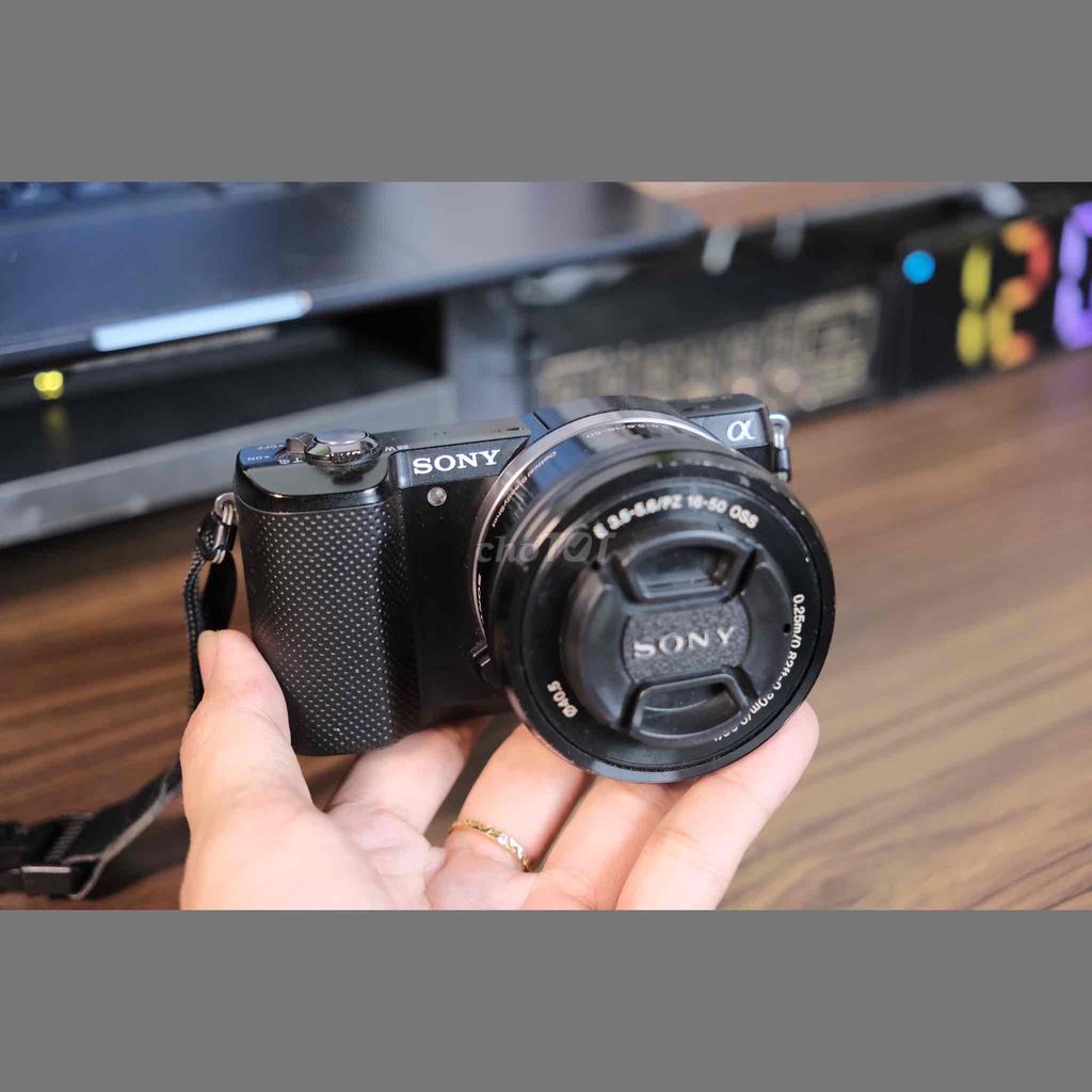 Máy ảnh Sony A5000 Đen. Mua bán Máy ảnh, Máy quay tại Huyện Thống Nhất Đồng Nai được đăng bởi Babybun hình 1
