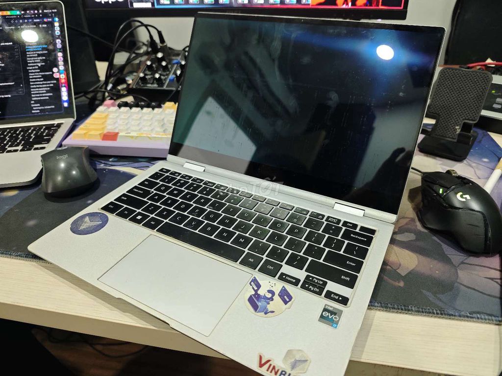 Samsung Galaxy Book 2 Pro 360 i7 13 inch 16GB Bạc. Mua bán Laptop tại Thành phố Dĩ An Bình Dương được đăng bởi Bùi Thế Anh hình 1