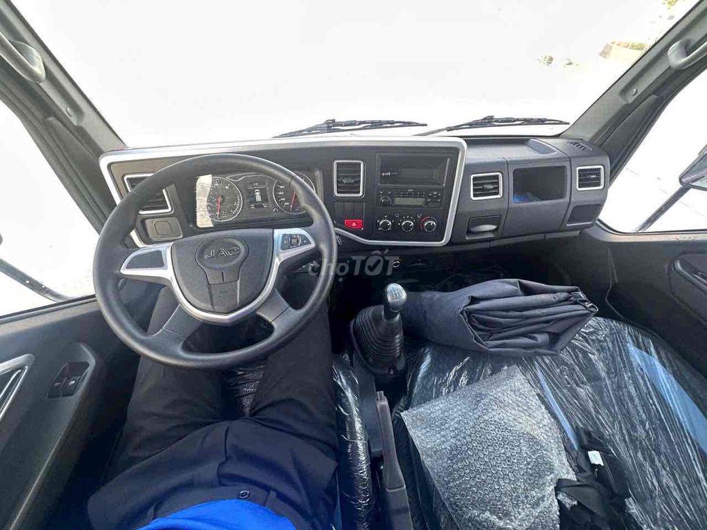 Jac H250 thùng bạt hỗ trợ trả góp. Mua bán Xe tải, xe ben tại Quận Bình Thuỷ Cần Thơ được đăng bởi Tổng Đại Lý Ôtô Miền Tây hình 5