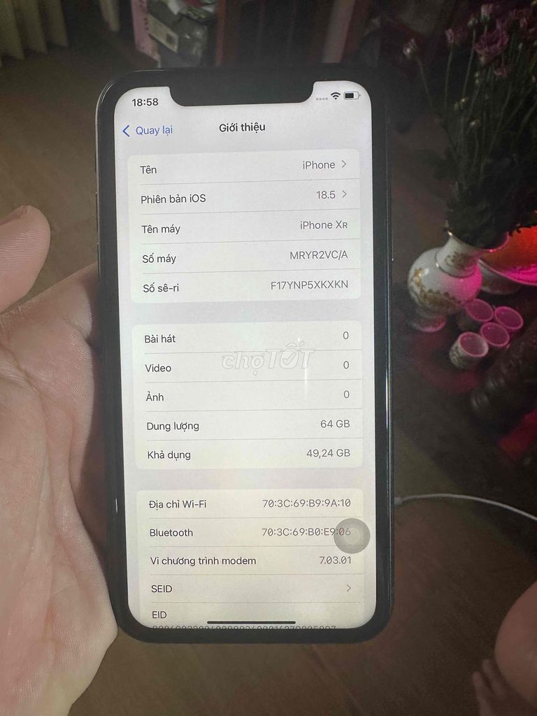 iPhone XR 64GB Đen 98%. Mua bán Điện thoại tại Quận Tân Bình Tp Hồ Chí Minh được đăng bởi phát hình 1