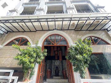 BÁN TÒA NHÀ VP ĐC: 449/23 SƯ VẠN HẠNH, P.12, Q.10, DT:10.5x21M GIÁ TỐT. Mua bán văn phòng, mặt bằng kinh doanh tại Quận 10 Tp Hồ Chí Minh được đăng bởi Trịnh Trường Giang