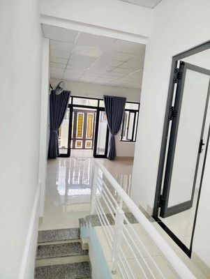 CHO THUÊ NHÀ - HẺM TRẦN NHẬT DUẬT  - BUÔN CÔ THÔN - NHÀ HÀNG YANGSING. Cho thuê nhà ở tại Thành phố Buôn Ma Thuột Đắk Lắk được đăng bởi Trung Nguyễn