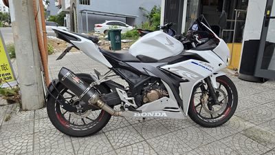 Honda CBR150R 2018 Trắng 16166 km. Mua bán Xe máy tại Quận Ngũ Hành Sơn Đà Nẵng được đăng bởi Nguyễn Thị Hồng Nhung