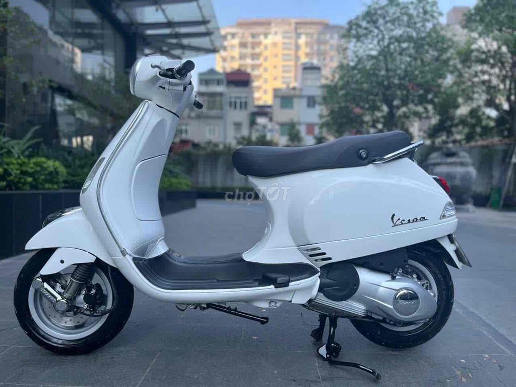 Vespa Lx 124 3vie 2014 màu trắng biển 29L1-31968. Mua bán Xe máy tại Quận Cầu Giấy Hà Nội được đăng bởi Anh Khoa hình 6
