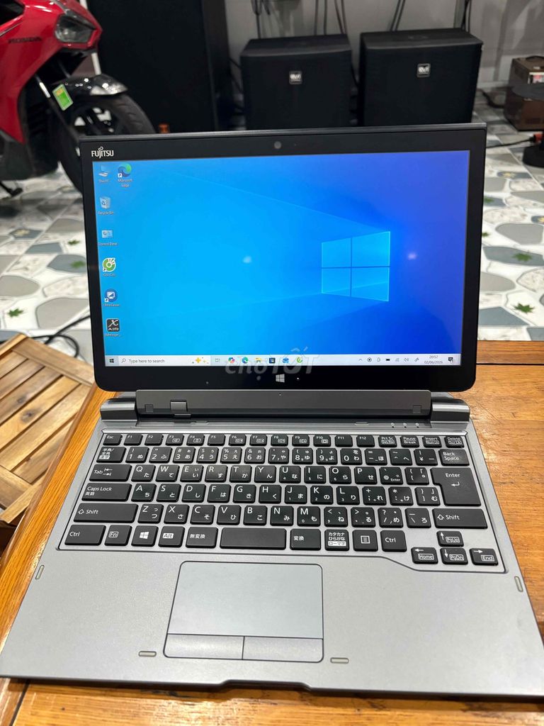 Fujitsu Arrows Tab Q506/ME i5-6300U 4GB/128GB. Mua bán Máy tính bảng tại Thành phố Dĩ An Bình Dương được đăng bởi Khôi  hình 1
