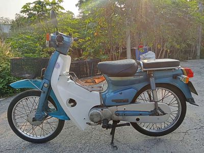 Honda Cúp 82 Nhật 50cc . Học Sinh Đi Ko Bằng Lái. Mua bán Xe máy tại Huyện Hóc Môn Tp Hồ Chí Minh được đăng bởi Tuân Nguyên