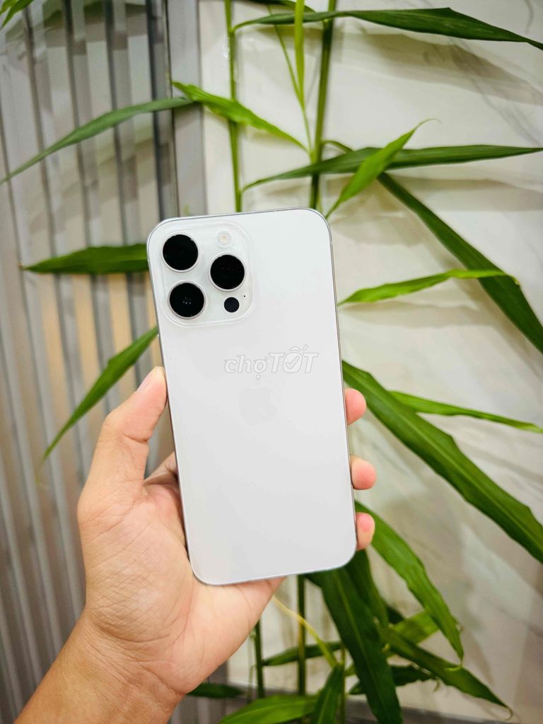 iPhone 16 Pro Max 256G Quốc Tế Full chức năng. Mua bán Điện thoại tại Quận Thanh Khê Đà Nẵng được đăng bởi New Phone hình 1