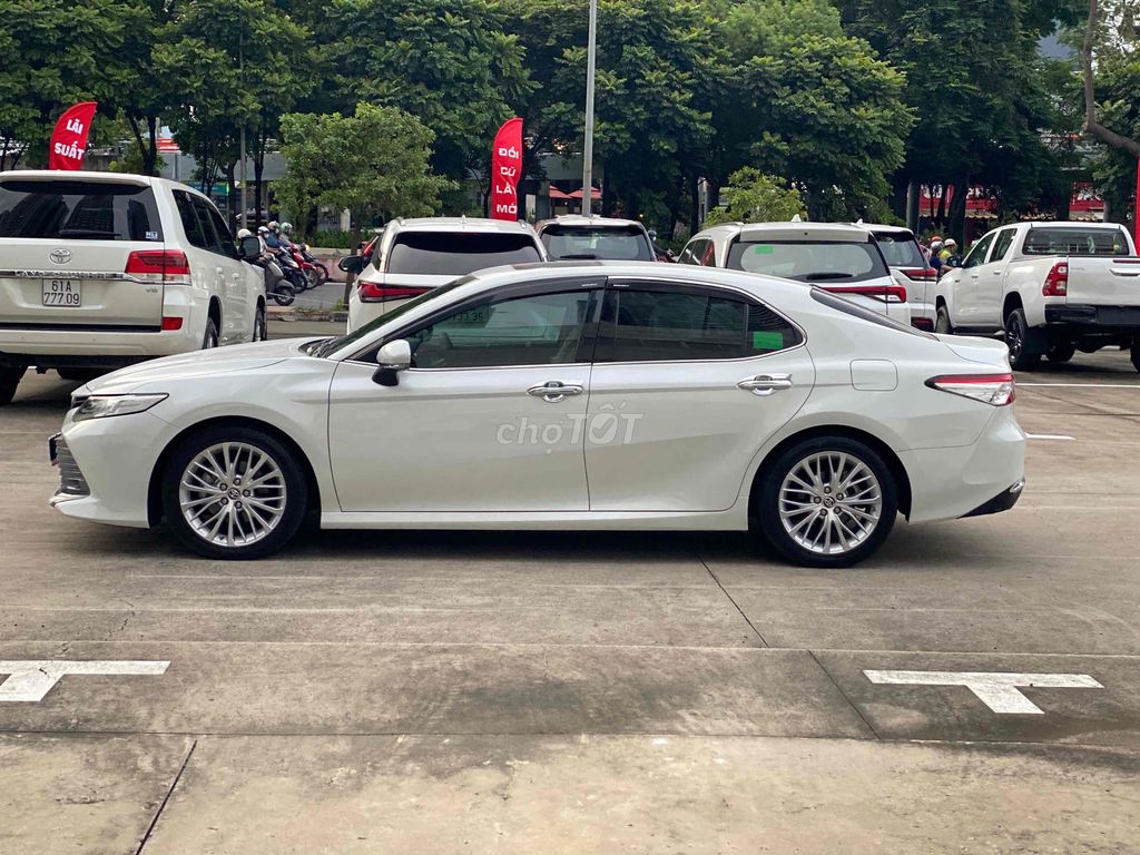 Toyota Camry 2021 2.5Q - 63000 km VAT 100%. Mua bán Ô tô tại Quận Bình Thạnh Tp Hồ Chí Minh được đăng bởi Toyota Sure hình 19