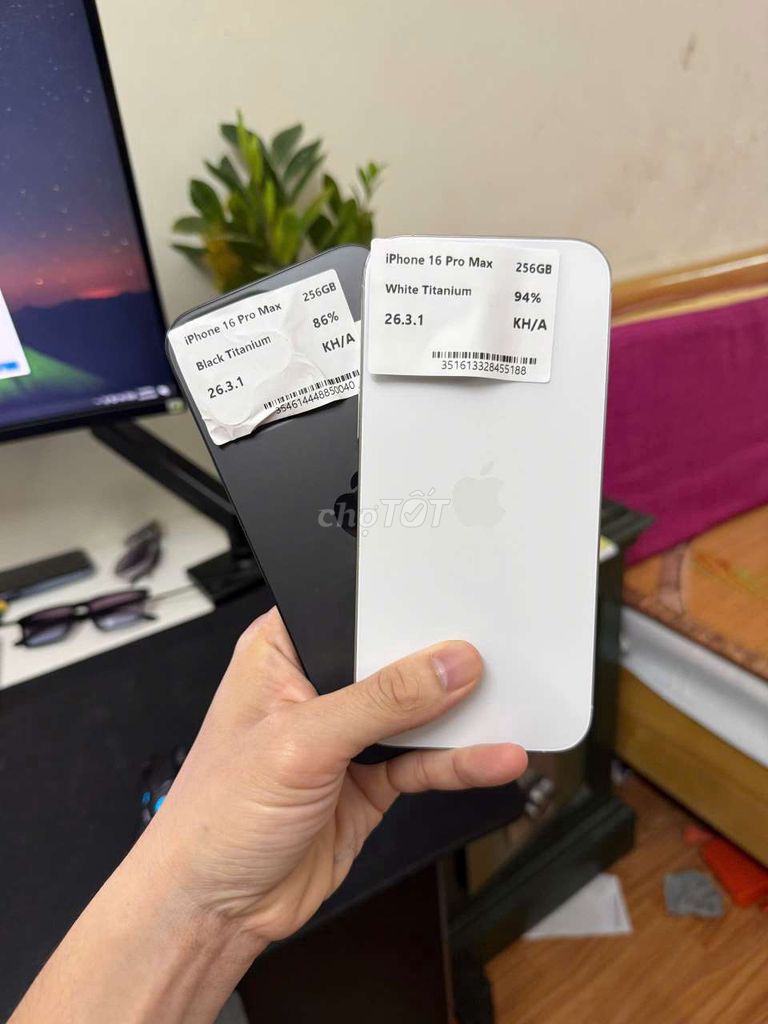 iPhone 16 Pro Max 256GB Đen Trắng. Mua bán Điện thoại tại Thành phố Vũng Tàu Bà Rịa - Vũng Tàu được đăng bởi tuấn Nguyễn Anh Đức  hình 1