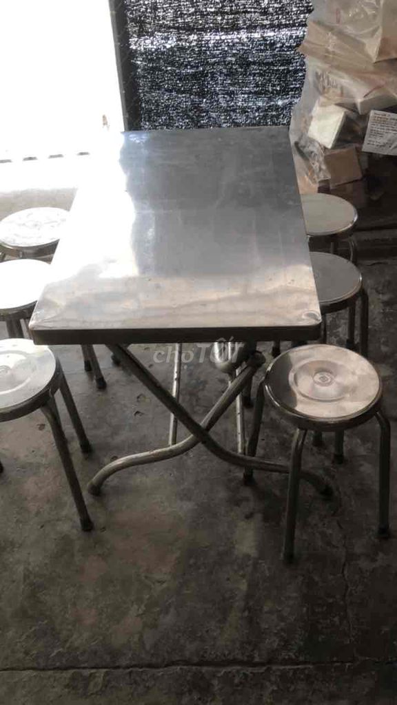 Bộ bàn ghế Inox Bạc. Mua bán Bàn ghế tại Huyện Châu Thành Tiền Giang được đăng bởi Vo Cuong hình 1