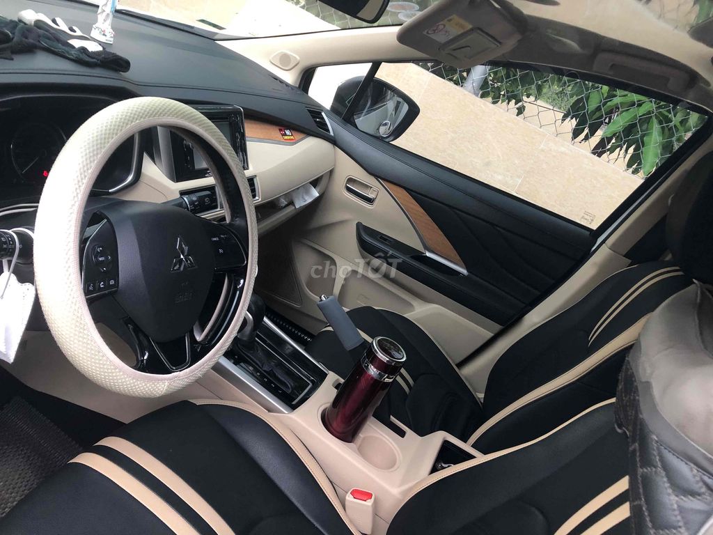 Mitsubishi Xpander 2019 1.5 AT - 83000 km. Mua bán Ô tô tại Quận 4 Tp Hồ Chí Minh được đăng bởi Phuong Meo hình 9
