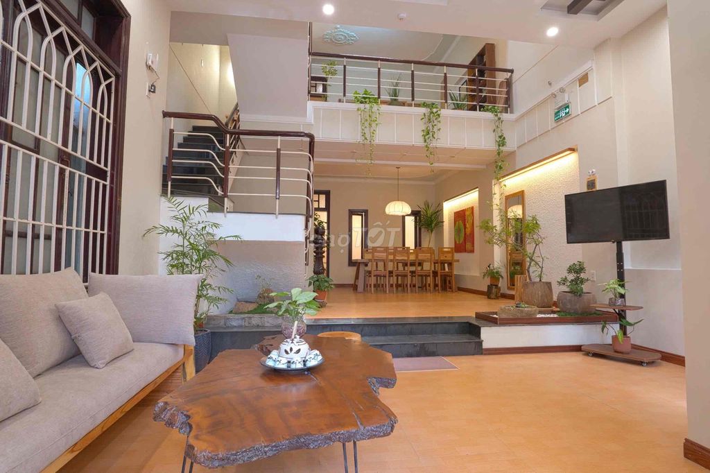 Rent · 4 bd · 100 м² · Quận Sơn Trà, ул. Đường Lê Hữu Trác