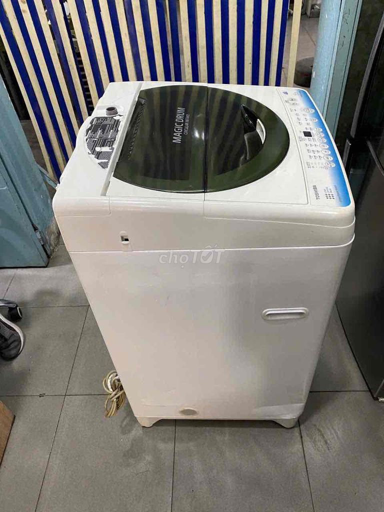 Máy giặt Toshiba 8kg zin đẹp mới 90% bền nhẹ điện. Mua bán Máy giặt tại Quận 8 Tp Hồ Chí Minh được đăng bởi QUANG PHÁT hình 4