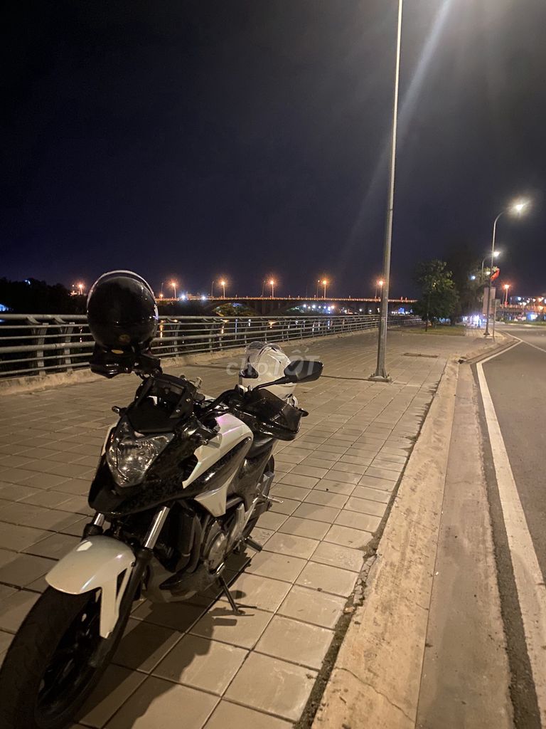 Honda NC700D DCT 2017 trắng ngọc + carbon, 42k km. Mua bán Xe máy tại Thành phố Nha Trang Khánh Hòa được đăng bởi Владлен Масловский hình 7