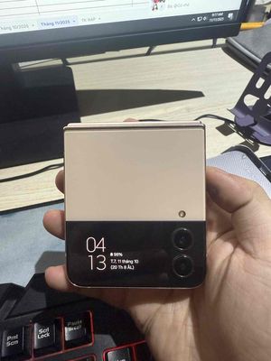 Zflip 3 hỏng màn trong. Mua bán Điện thoại tại Thành phố Huế Thừa Thiên Huế được đăng bởi võ huy quế