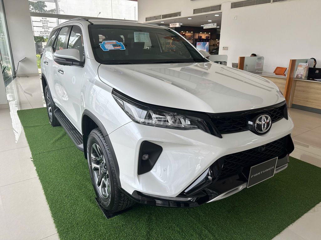 Toyota FORTUNER - Giá tốt, nhiều ưu đãi !!!