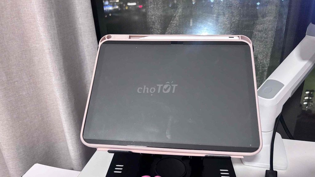 Apple iPad Hồng Nữ Còn mới (Có Fix). Mua bán Máy tính bảng tại Quận Tân Phú Tp Hồ Chí Minh được đăng bởi Hùng hình 1